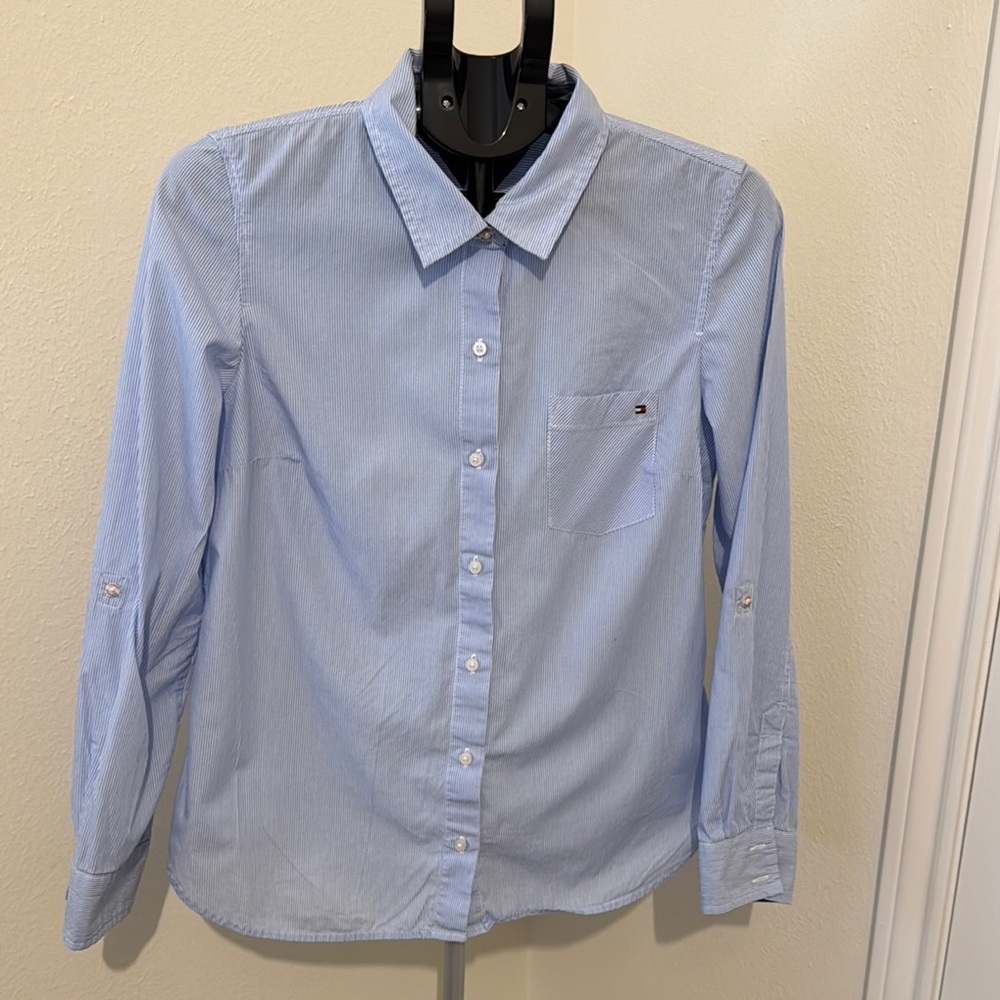 Women’s Medium Tommy Hilfiger Light Blue Striped Button-Up Shirt